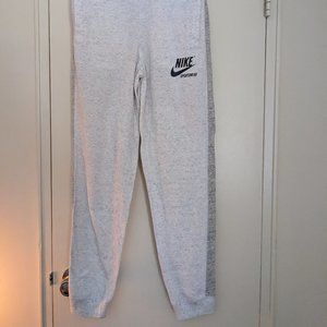 Nike Joggers small